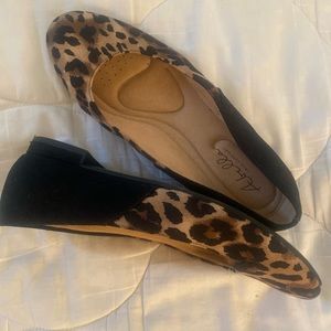 Leopard print flats